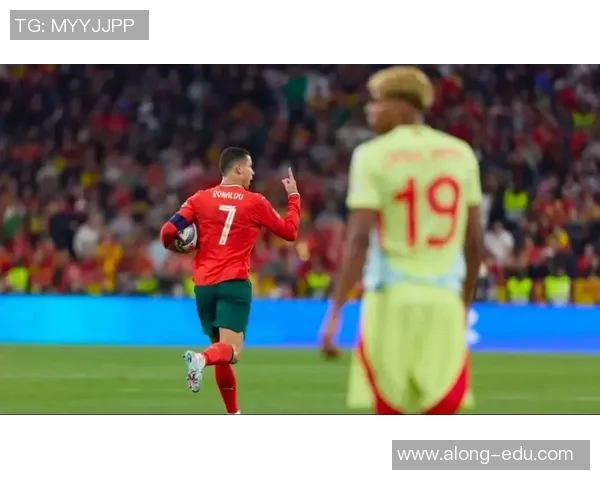 C罗与奥乔亚的巅峰对决谁能在绿茵场上书写传奇篇章 C罗与奥乔亚的巅峰对决谁能在绿茵场上书写传奇篇章